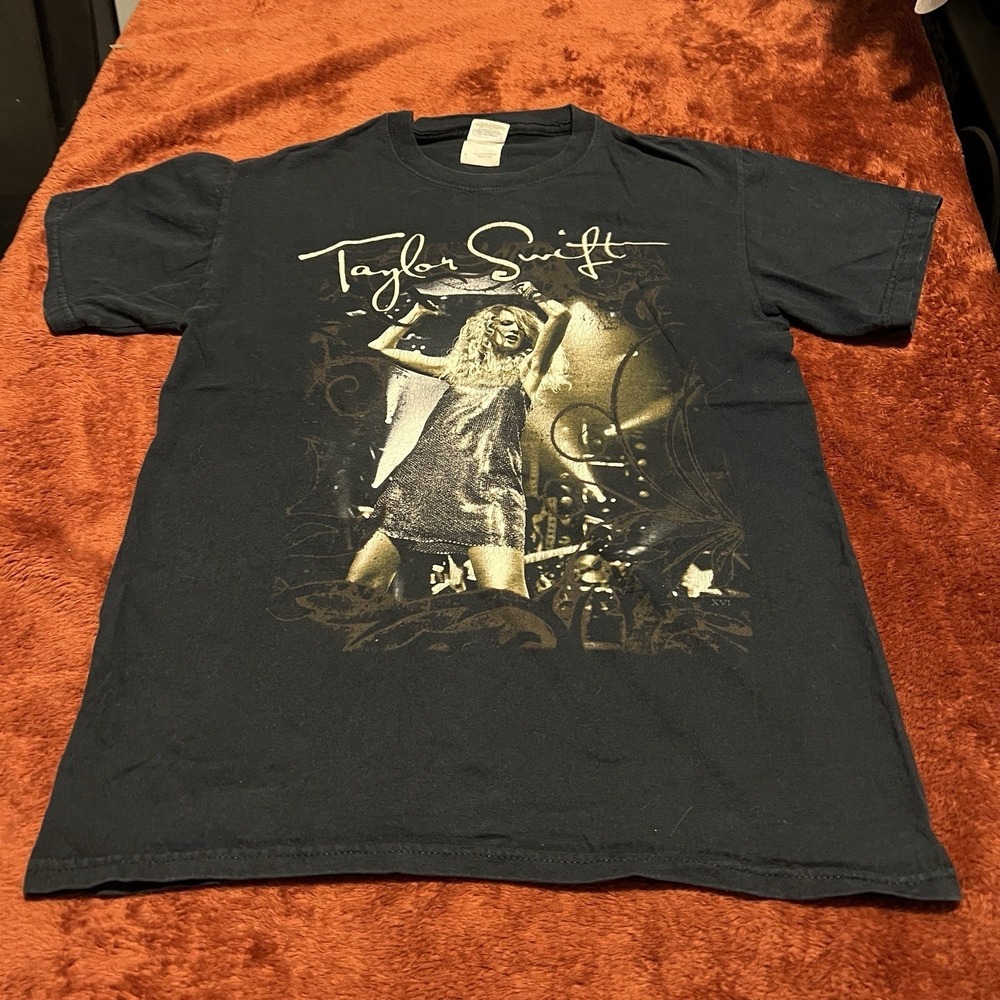 Vintage Taylor Swift T Shirt 2009 Fearless Tour Sz S Country Music Swifties Rare - Picture 1 of 5